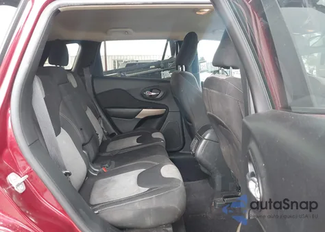 2018 Jeep Cherokee Latitude Tech Connect 4X4 из США, поврежденный, VIN 1C4PJMCB9JD610652